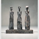 Drei Parzen, Bronze, 47·62·10, 1994, Foto: Hans Plkow